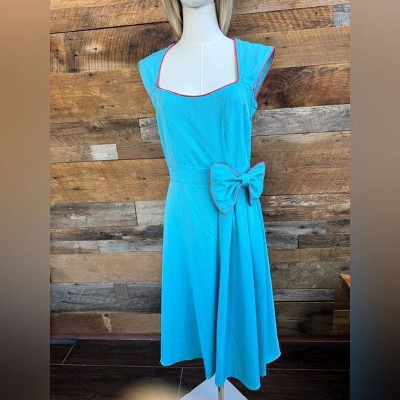 Lindy Bop retro theme flouncy dress sz M (12) NWT - Picture 1 of 6